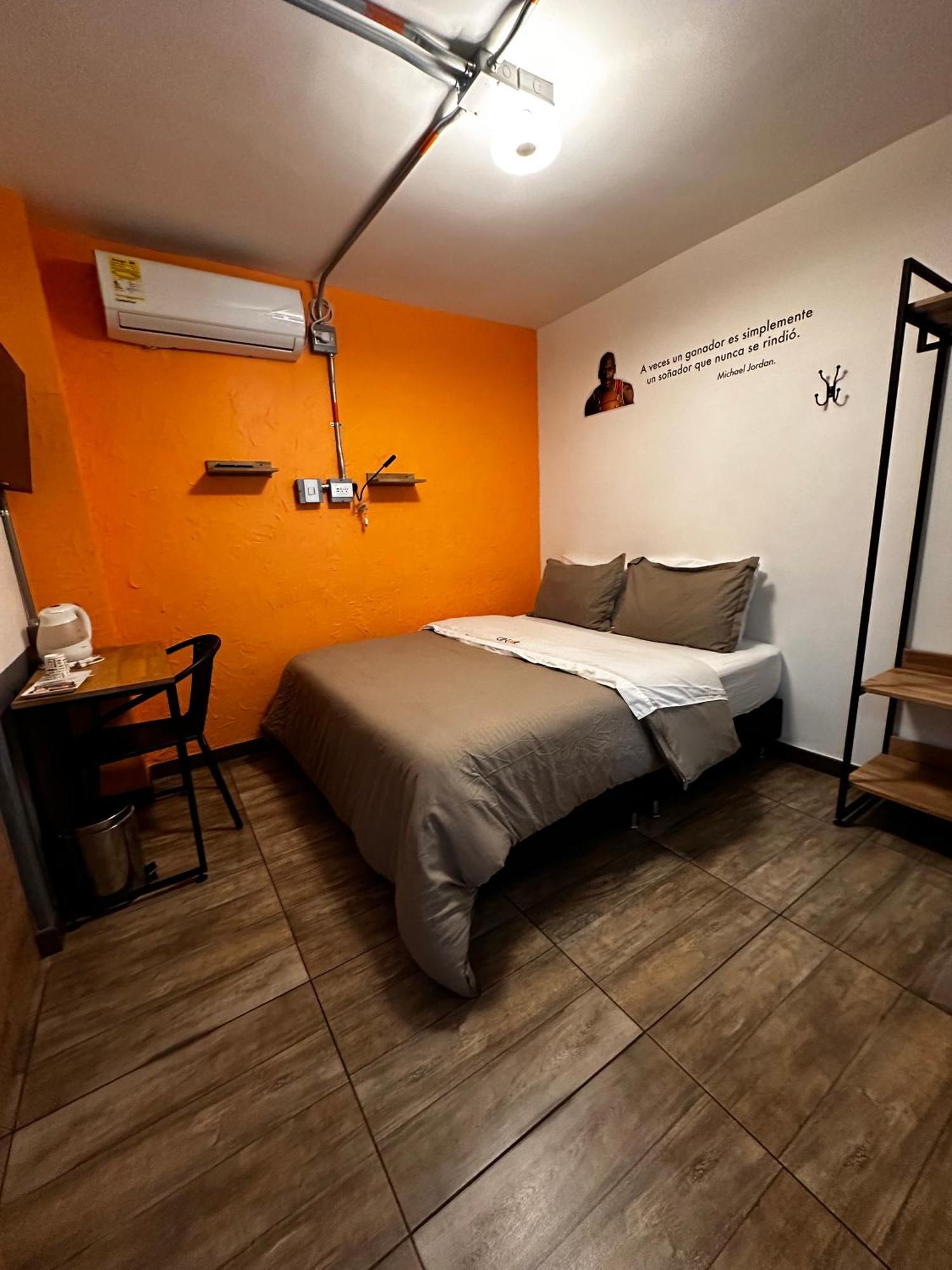Colinkhouse Hotel Medellin Exterior photo